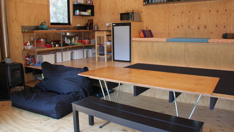 BAY OF FIRES ECO HUT Off Grid Experience At Binalong Bay - Sydney 4u 6