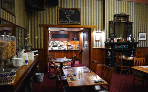 Empire Hotel Queenstown - Sydney 4u 15