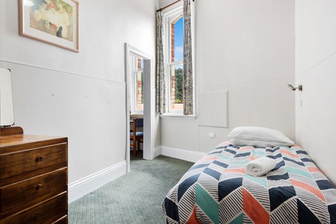 Empire Hotel Queenstown - Sydney 4u 12