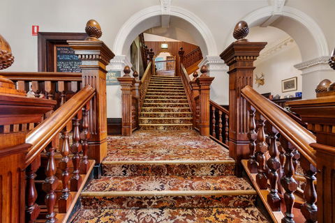 Empire Hotel Queenstown - Sydney 4u 20
