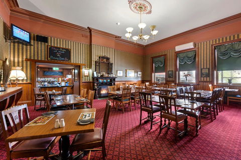 Empire Hotel Queenstown - Sydney 4u 16