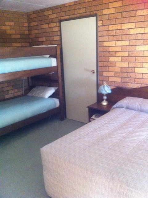 The Waterloo Hotel - Sydney 4u 28