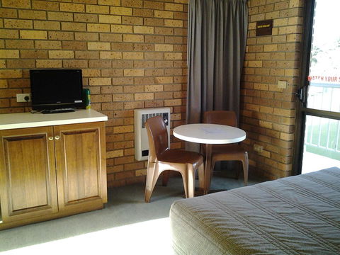 The Waterloo Hotel - Sydney 4u 8