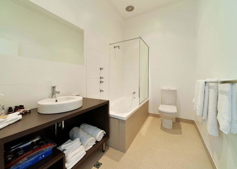 Ikon Hotel - Sydney 4u 18
