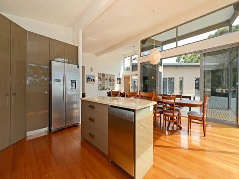 Cloudy Bay Lagoon Estate - Sydney 4u 8
