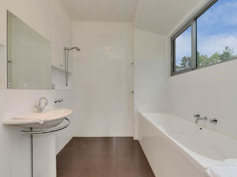 Cloudy Bay Lagoon Estate - Sydney 4u 14