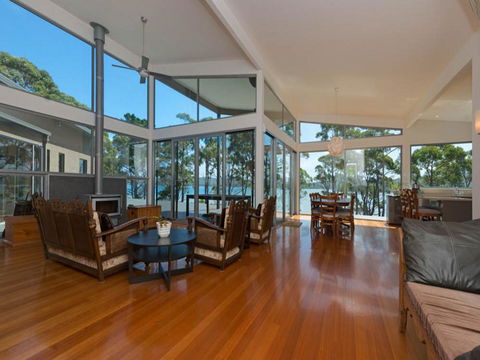 Cloudy Bay Lagoon Estate - Sydney 4u 4
