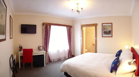 Ashdowns Of Dover - Sydney 4u 9