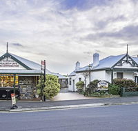 Touchwood Cottages - Sydney 4u