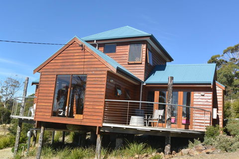 The Tree House - Sydney 4u 1
