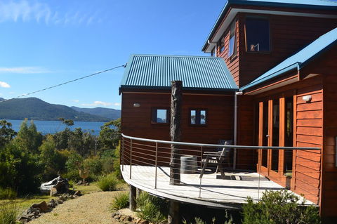 The Tree House - Sydney 4u 4