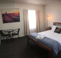 3ree- Spacious  Charming Apartment - Sydney 4u