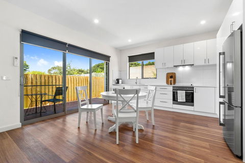 Rosewater Townhouses Dromana - Accommodation Sydney 9