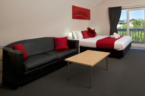 Boathouse Resort Studios And Suites - Sydney 4u 15