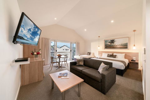 Boathouse Resort Studios And Suites - Sydney 4u 7