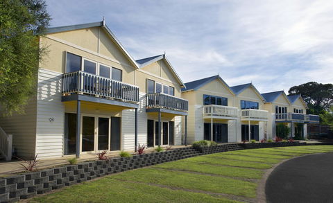 Boathouse Resort Studios And Suites - Sydney 4u 13