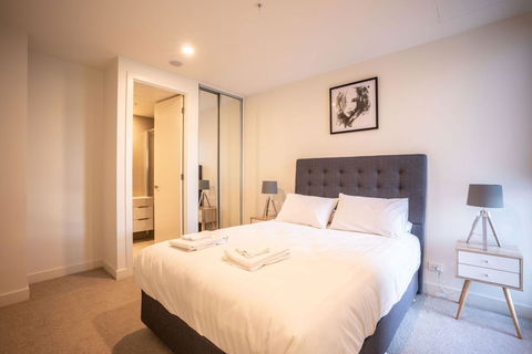 Poplar Apartments - Sydney 4u 22