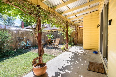 Avalon House - Sydney 4u 19