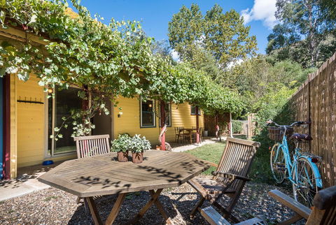 Avalon House - Sydney 4u 6