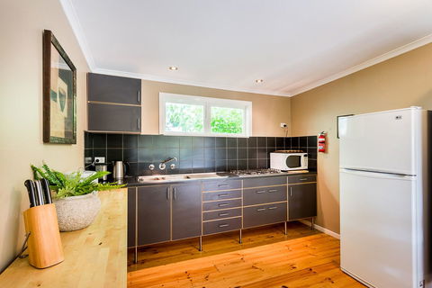 Avalon House - Sydney 4u 28