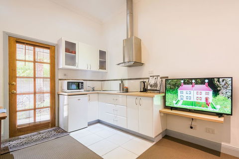 Avalon House - Sydney 4u 31