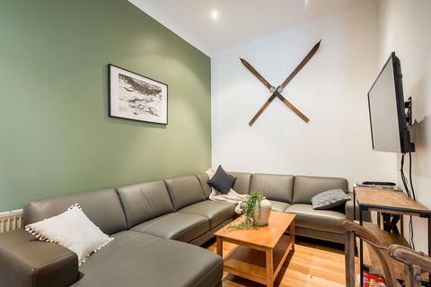 Avalon House - Sydney 4u 4