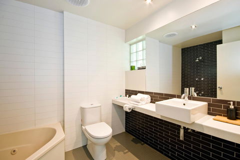 Lorne Bay View Motel - Sydney 4u 28