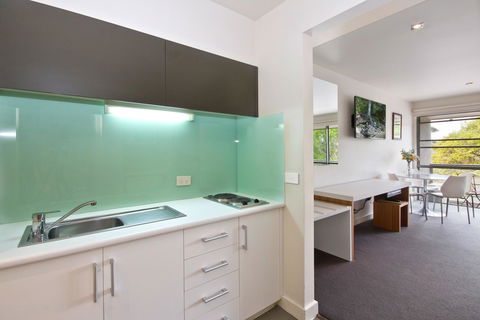 Lorne Bay View Motel - Sydney 4u 27
