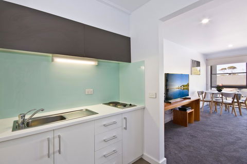 Lorne Bay View Motel - Sydney 4u 34