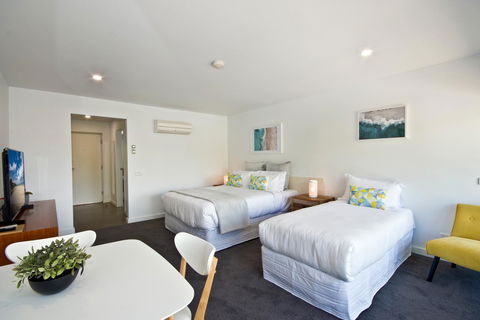 Lorne Bay View Motel - Sydney 4u 31