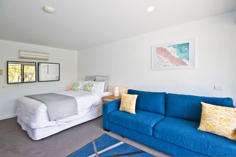 Lorne Bay View Motel - Sydney 4u 18