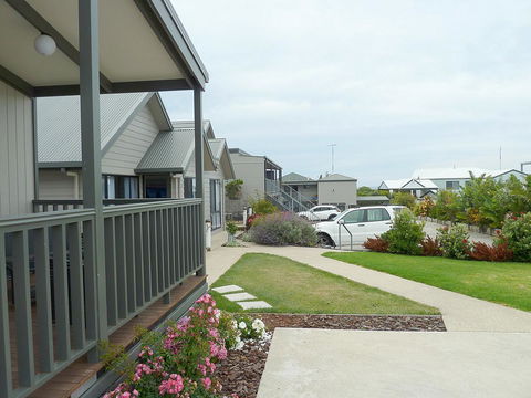 Apollo Bay Waterfront Motor Inn - Sydney 4u 10