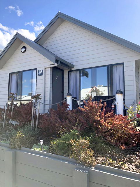 Apollo Bay Waterfront Motor Inn - Sydney 4u 23