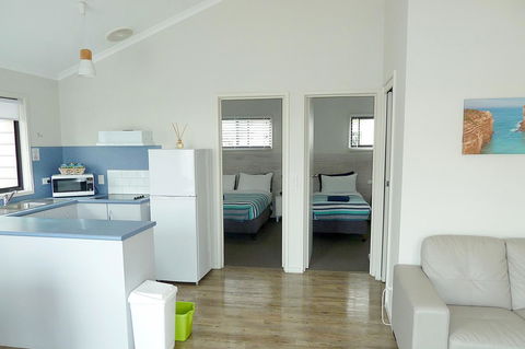 Apollo Bay Waterfront Motor Inn - Sydney 4u 5