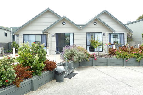 Apollo Bay Waterfront Motor Inn - Sydney 4u 8