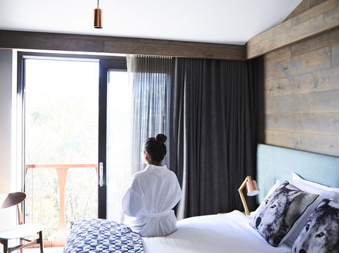 Astra Falls Creek - Sydney 4u 25