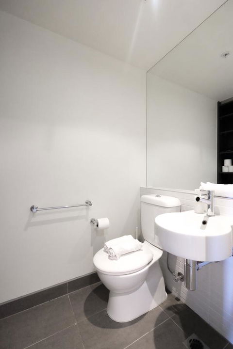 Mono Apartments On Franklin Street - Sydney 4u 11