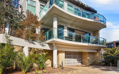 130 At The Waves - Accommodation Sydney 25