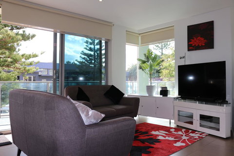 130 At The Waves - Accommodation Sydney 4