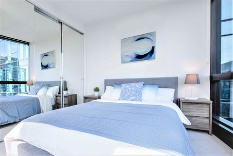 New Eureka 108 Hotel Apartments - Sydney 4u 5