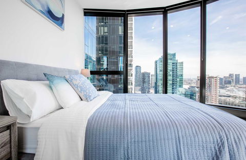 New Eureka 108 Hotel Apartments - Sydney 4u 2