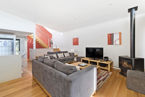 Apollo Bay Cottages - Sydney 4u 12