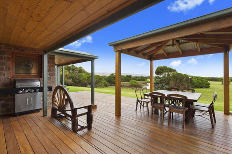 Apollo Bay Cottages - Sydney 4u 4