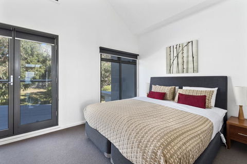 Apollo Bay Cottages - Sydney 4u 9