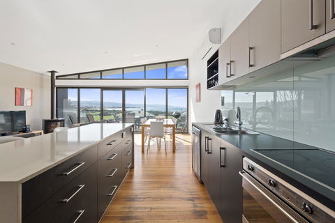 Apollo Bay Cottages - Sydney 4u 10