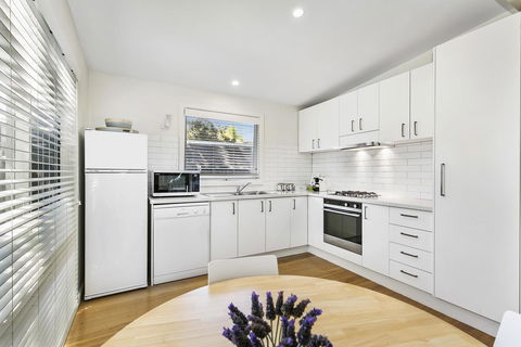 Bilinga Cottages - Sydney 4u 12