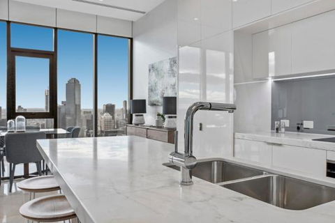 Experience Platinum Hotel Apartments - Sydney 4u 7