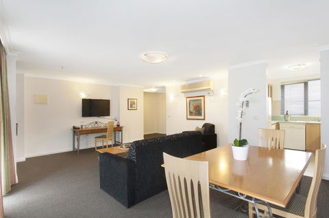 Melbourne Metropole Central Official - Sydney 4u 40