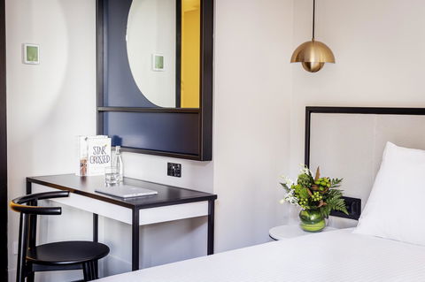 Brady Hotels Jones Lane - Sydney 4u 10