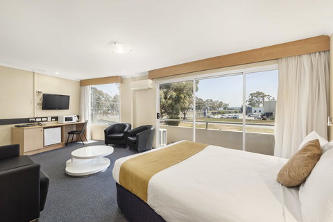 Ciloms Airport Lodge - Accommodation Sydney 6